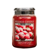 Village Candle Duftkerze im Glas (groß) Cypress & Iced Currant - Limited Edition - Kerze mit 2-Docht Technologie