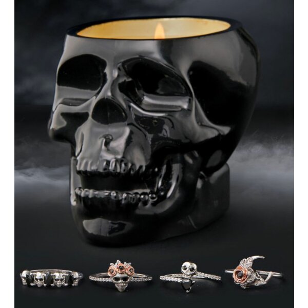 Duftkerze Midnight Teakwood Skull Totenkopf mit Überraschungs Ring von Charmed Aroma, Kerze mit Schmuck Gr. 5 / XS (Gr. 50)