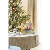 Yankee Candle Adventskalender 2024 Passport to the Holidays Advent Book - Inhalt: 24 Teelichter / Glas-Votivkerzen und 1 Glasteelichthalter