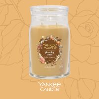Yankee Candle Duftkerze im Glas (groß) GLISTENING LEAVES - Signature Kerze "Herbstkollektion 2025" mit Brenndauer bis zu 90 Stunden