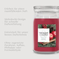 Yankee Candle Duftkerze im Glas (groß) RED APPLE WREATH - Winterkollektion - Signature Kerze mit Brenndauer bis zu 80 Stunden